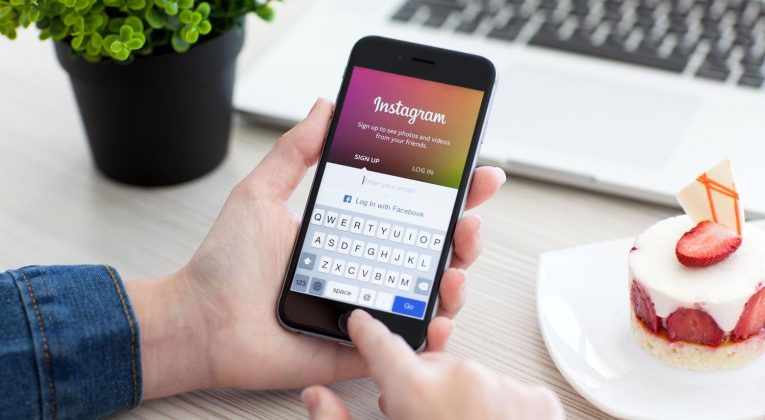 Instagram raggiunge i 300 milioni di utenti.